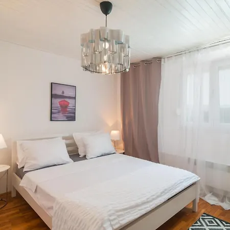 Holiday home Cozy In With Jacuzzi Hrvace
