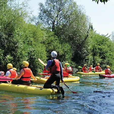 Casa vacanze Cozy In With Jacuzzi
